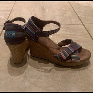 Toms Wedges